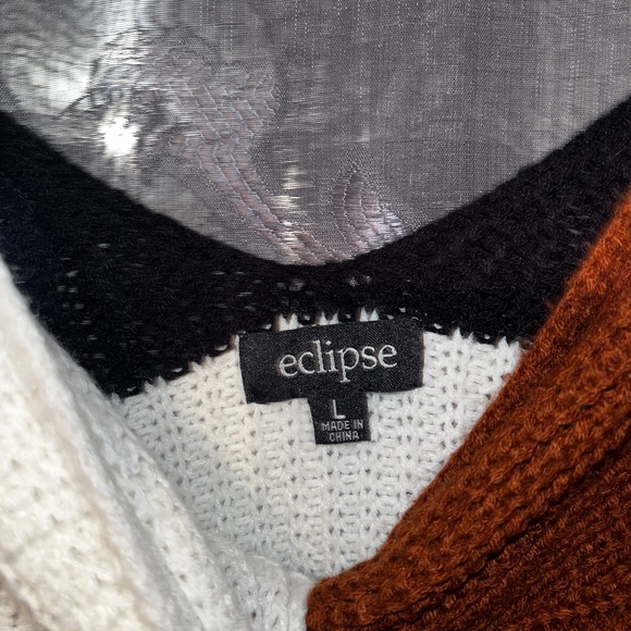 Eclipse knot top (barley worn) - Picture 2 of 3